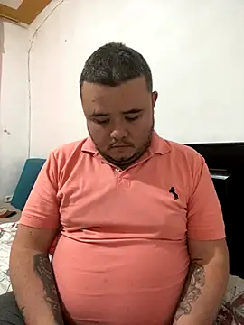 Snapshot of Chimbo-1996 chatting on 10-11-25, 08:07 Chimbo-1996 online show from 10-11-25, 08:07