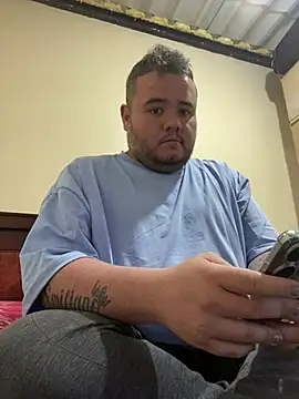 Snapshot of Chimbo-1996 chatting on 01-09-26, 07:48 Chimbo-1996 online show from 01-09-26, 07:48