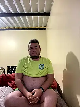 Snapshot of Chimbo-1996 chatting on 01-12-26, 01:44 Chimbo-1996 online show from 01-12-26, 01:44