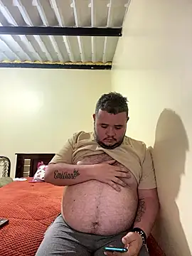 Snapshot of Chimbo-1996 chatting on 01-12-26, 08:36 Chimbo-1996 online show from 01-12-26, 08:36