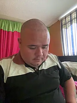 Snapshot of Chimbo-1996 chatting on 03-11-26, 08:37 Chimbo-1996 online show from 03-11-26, 08:37