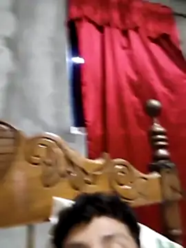 Snapshot of MattBroddy chatting on 11-07-25, 12:32 MattBroddy online show from 11-07-25, 12:32