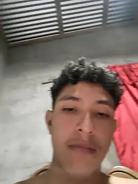 Snapshot of MattBroddy chatting on 11-12-25, 01:39 MattBroddy online show from 11-12-25, 01:39