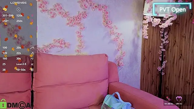 Snapshot of Rina_Panic chatting on 11-14-25, 01:04 Rina Panic online show from 11-14-25, 01:04