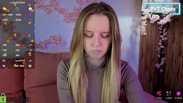 Snapshot of Rina_Panic chatting on 11-16-25, 01:11 Rina Panic online show from 11-16-25, 01:11