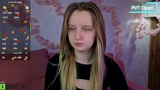 Snapshot of Rina_Panic chatting on 12-01-25, 01:10 Rina Panic online show from 12-01-25, 01:10