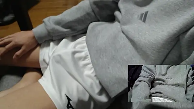 Snapshot of Yasu2000 chatting on 12-03-25, 01:46 Yasu2000 online show from 12-03-25, 01:46