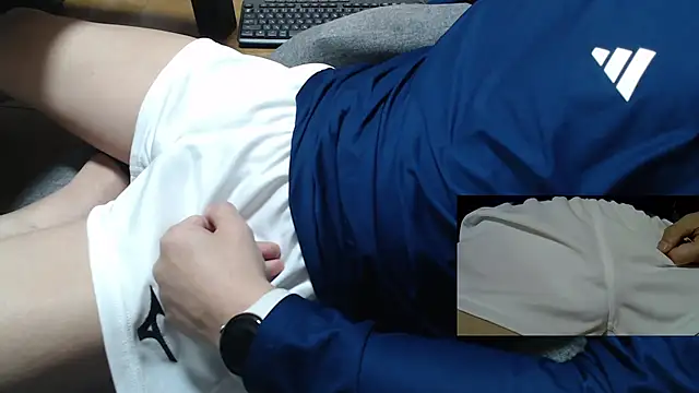 Yasu2000 online show from 02-06-26, 12:48