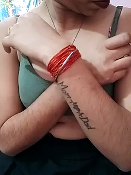 NAIRA5677 online show from 12-19-25, 03:57