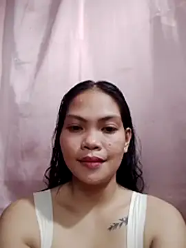 Snapshot of missluvv chatting on 12-02-25, 02:17 missluvv online show from 12-02-25, 02:17