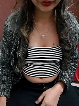 Kittu-rani66 online show from 01-12-26, 01:38