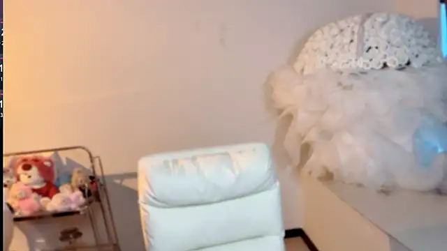 Tina-a online show from 09-11-25, 09:31