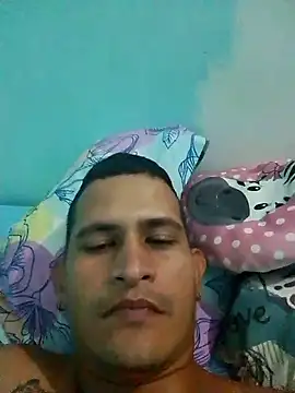 Snapshot of Kars1721 chatting on 06-16-26, 12:52 Kars1721 online show from 06-16-26, 12:52