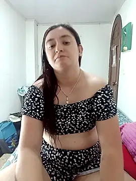 Snapshot of Anaa_Rose chatting on 09-11-25, 09:04 Anaa Rose online show from 09-11-25, 09:04