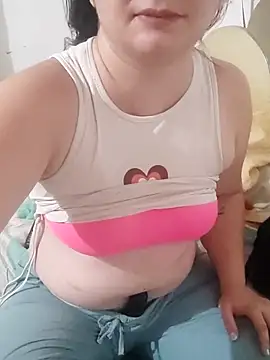 Snapshot of Anaa_Rose chatting on 11-18-25, 08:13 Anaa Rose online show from 11-18-25, 08:13