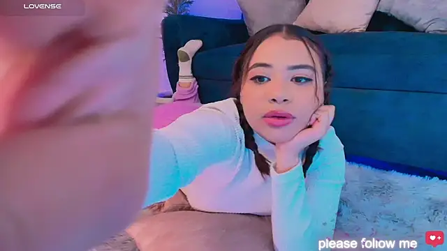 nicemiiaa7  online show from 12-02-25, 09:25