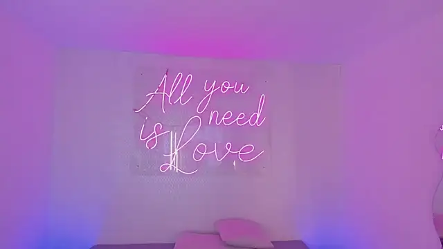 aleksandramiller  online show from 03-30-26, 12:39