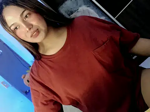 Snapshot of Sweet_angelinax chatting on 12-02-25, 04:13 Sweet angelinax online show from 12-02-25, 04:13