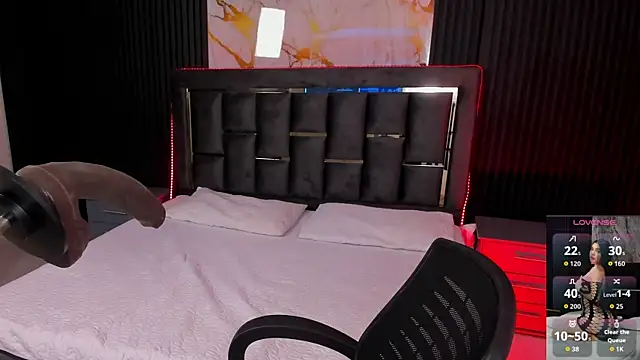 Hannasscott online show from 10-16-25, 11:44