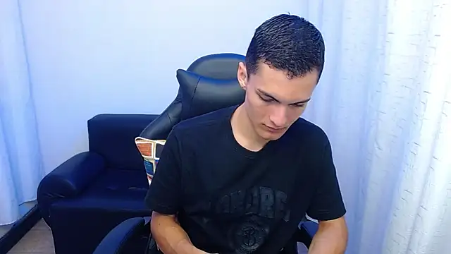 Matiius18 online show from 02-10-26, 02:21