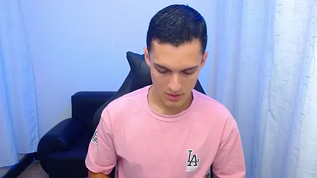 Matiius18 online show from 03-07-26, 02:03