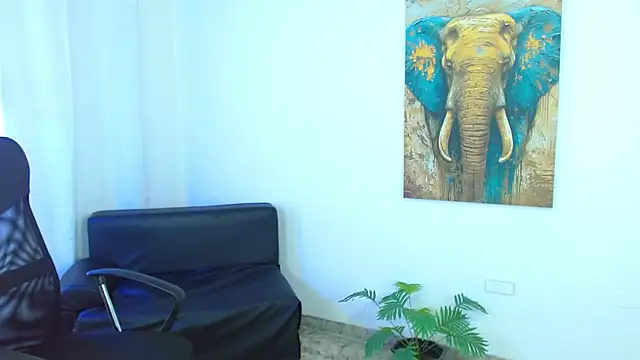 Snapshot of Matiius18 chatting on 05-11-26, 04:04 Matiius18 online show from 05-11-26, 04:04