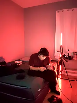 Snapshot of perversus12 chatting on 01-13-26, 06:40 perversus12 online show from 01-13-26, 06:40