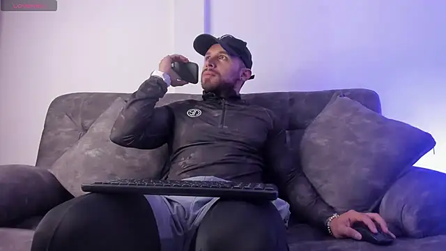 Snapshot of mason_fit chatting on 09-09-25, 06:18 mason fit online show from 09-09-25, 06:18