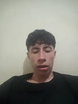 Snapshot of Rolito69 chatting on 09-14-25, 06:45 Rolito69 online show from 09-14-25, 06:45