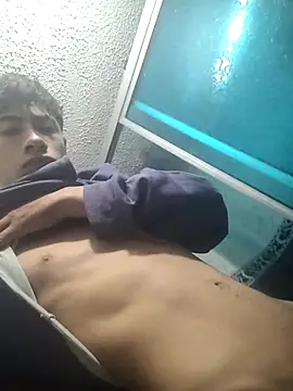 Snapshot of Rolito69 chatting on 09-23-25, 06:00 Rolito69 online show from 09-23-25, 06:00