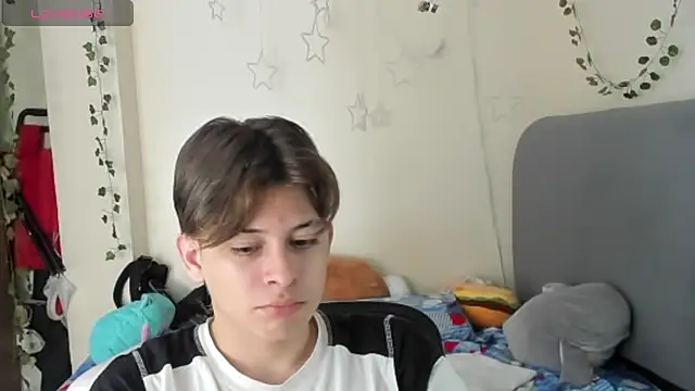 Felix art online show from 10-10-25, 06:51