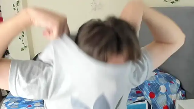 Felix art online show from 10-13-25, 06:52