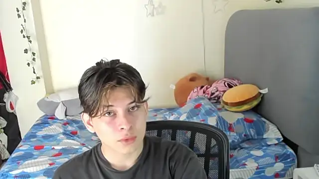 Felix art online show from 10-23-25, 07:01