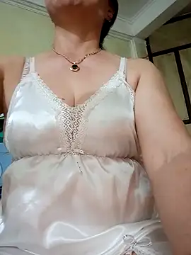 Kim-Anhh online show from 10-09-25, 07:50