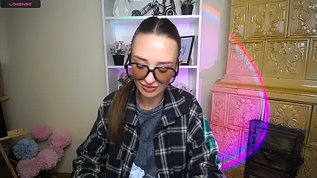 BonnieX  online show from 11-20-25, 09:31