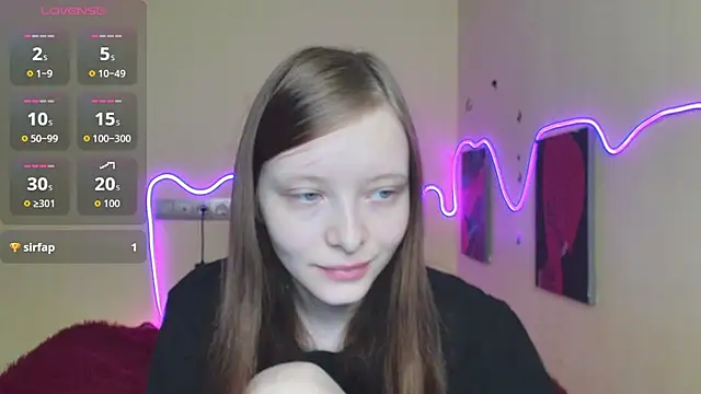 AliceHaris online show from 09-28-25, 01:11