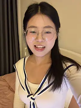 Snapshot of Ella-A9 chatting on 09-14-25, 02:49 Ella-A9 online show from 09-14-25, 02:49