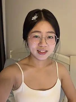 Snapshot of Ella-A9 chatting on 09-25-25, 06:50 Ella-A9 online show from 09-25-25, 06:50