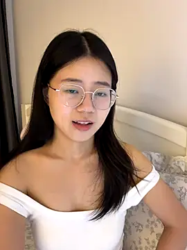 Snapshot of Ella-A9 chatting on 10-01-25, 01:39 Ella-A9 online show from 10-01-25, 01:39