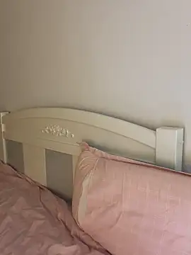 Snapshot of Ella-A9 chatting on 10-20-25, 03:12 Ella-A9 online show from 10-20-25, 03:12