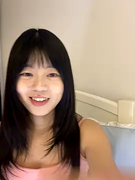 Snapshot of Ella-A9 chatting on 11-11-25, 01:00 Ella-A9 online show from 11-11-25, 01:00