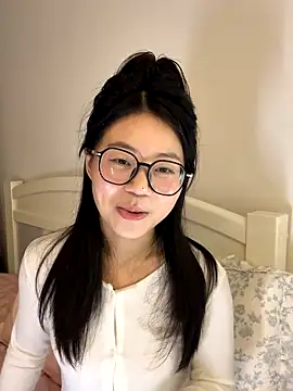 Snapshot of Ella-A9 chatting on 11-13-25, 03:55 Ella-A9 online show from 11-13-25, 03:55