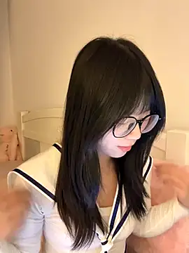 Snapshot of Ella-A9 chatting on 11-24-25, 03:23 Ella-A9 online show from 11-24-25, 03:23