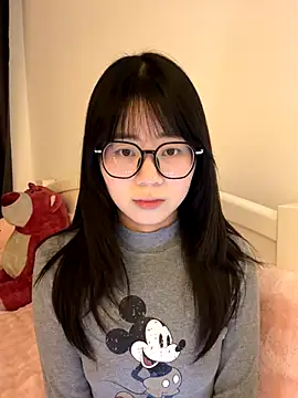 Snapshot of Ella-A9 chatting on 12-03-25, 03:32 Ella-A9 online show from 12-03-25, 03:32