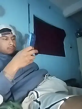 Snapshot of negromaussm chatting on 10-19-25, 10:38 negromaussm online show from 10-19-25, 10:38