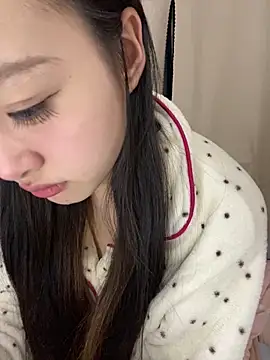 MengMeng0515 online show from 04-24-26, 09:45