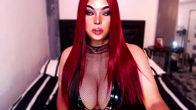 Snapshot of xTrixieMae chatting on 10-06-25, 05:54 xTrixieMae online show from 10-06-25, 05:54