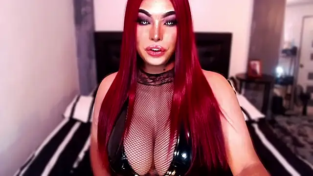 Snapshot of xTrixieMae chatting on 10-08-25, 09:51 xTrixieMae online show from 10-08-25, 09:51