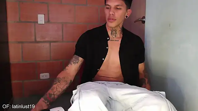 Savajelust online show from 02-26-26, 05:12