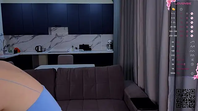 Sara kaya online show from 11-22-25, 04:39